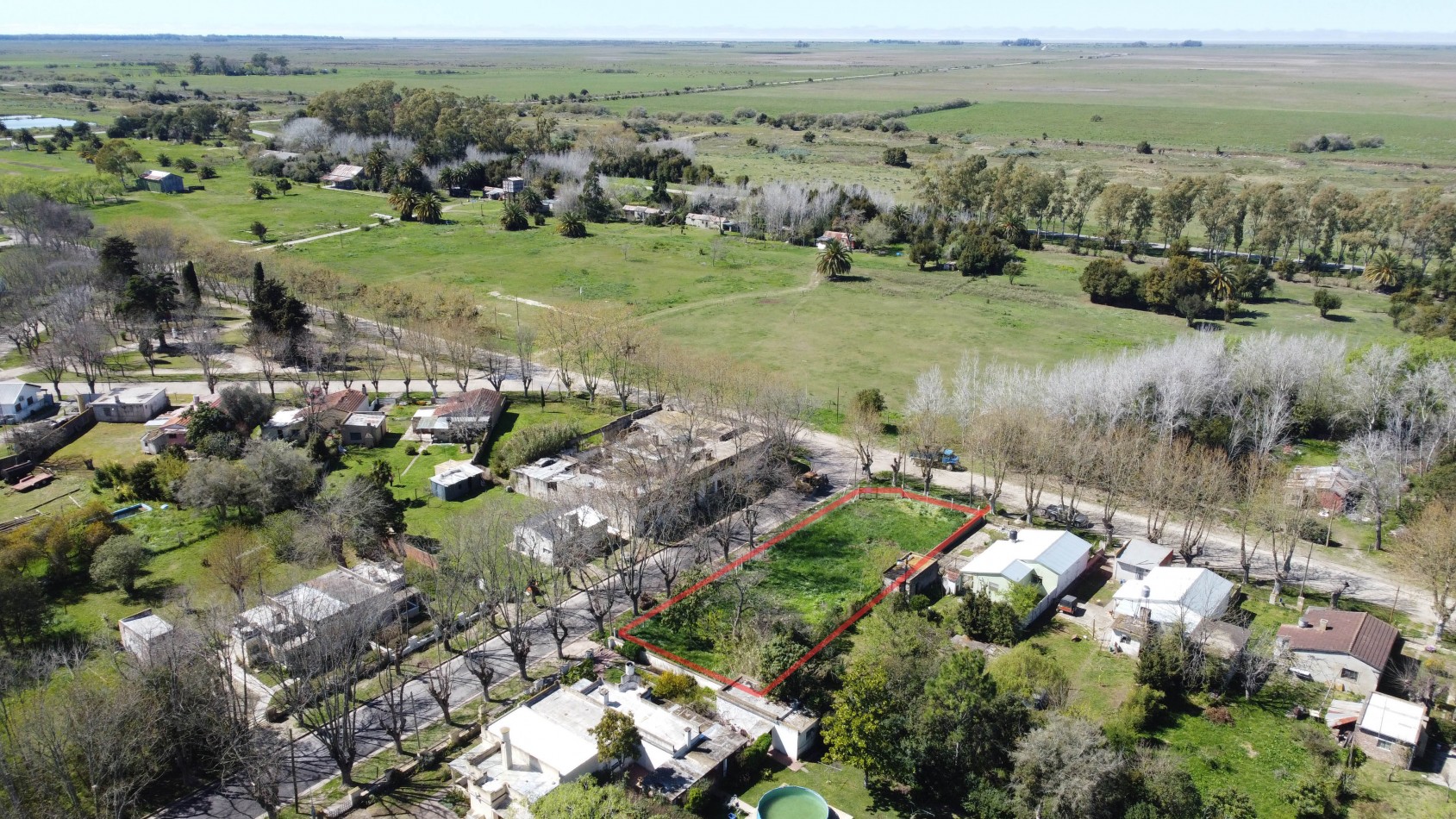 VENTA Pipinas Lote en esquina 15 X 50 T-777