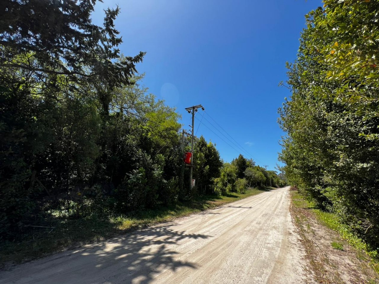 VENTA Lote 1.900 m² en Punta Del Indio T-765