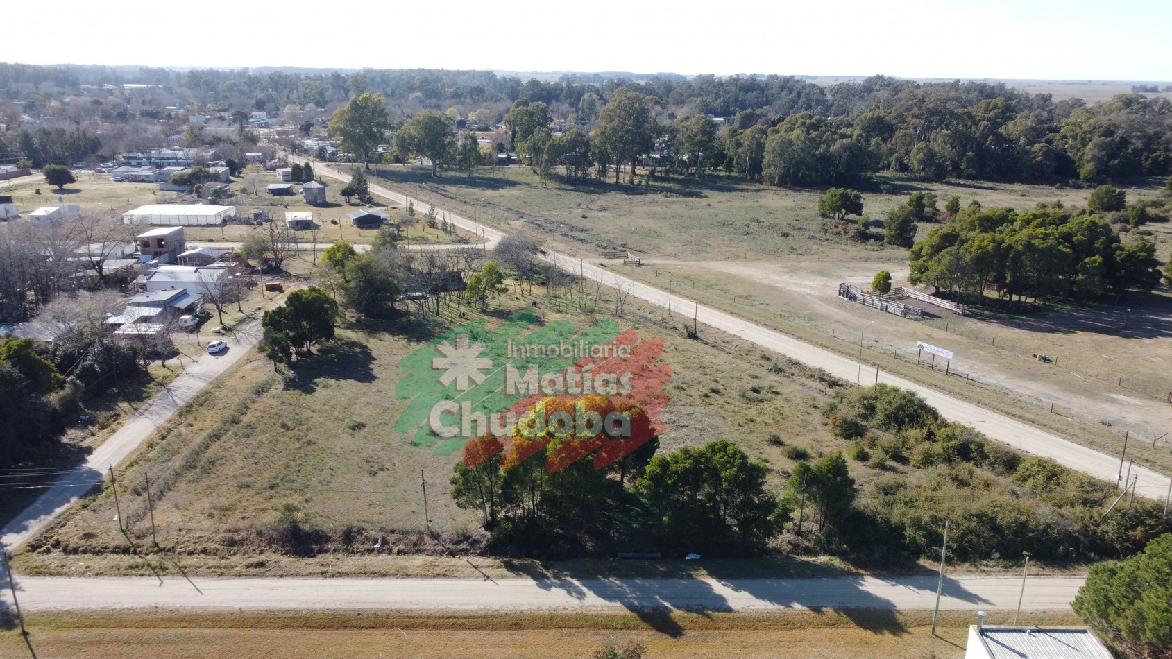 VENTA Amplios Lotes En Veronica T-764