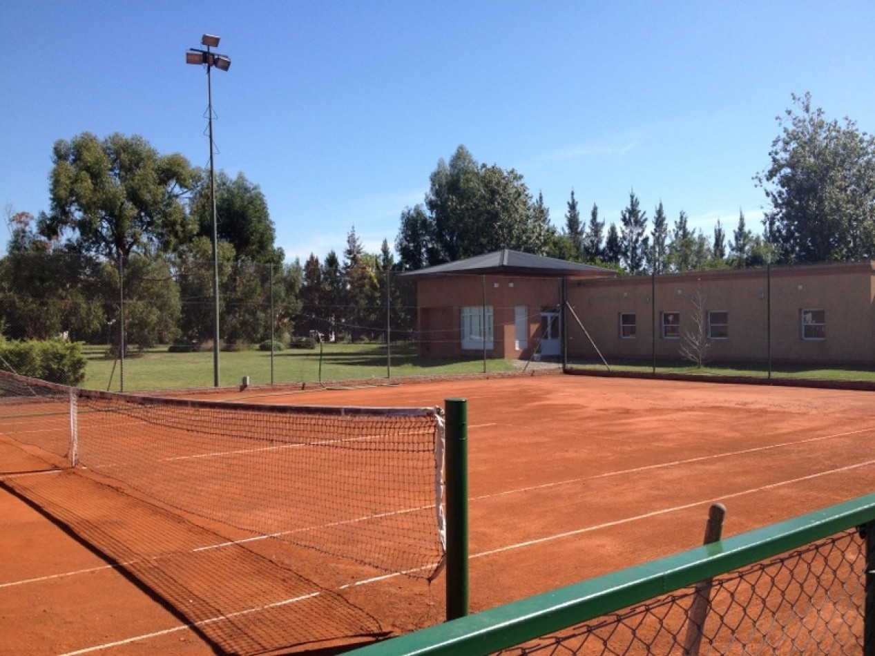 VENTA LOTES EN BARRIO LAWN TENIS en VERONICA