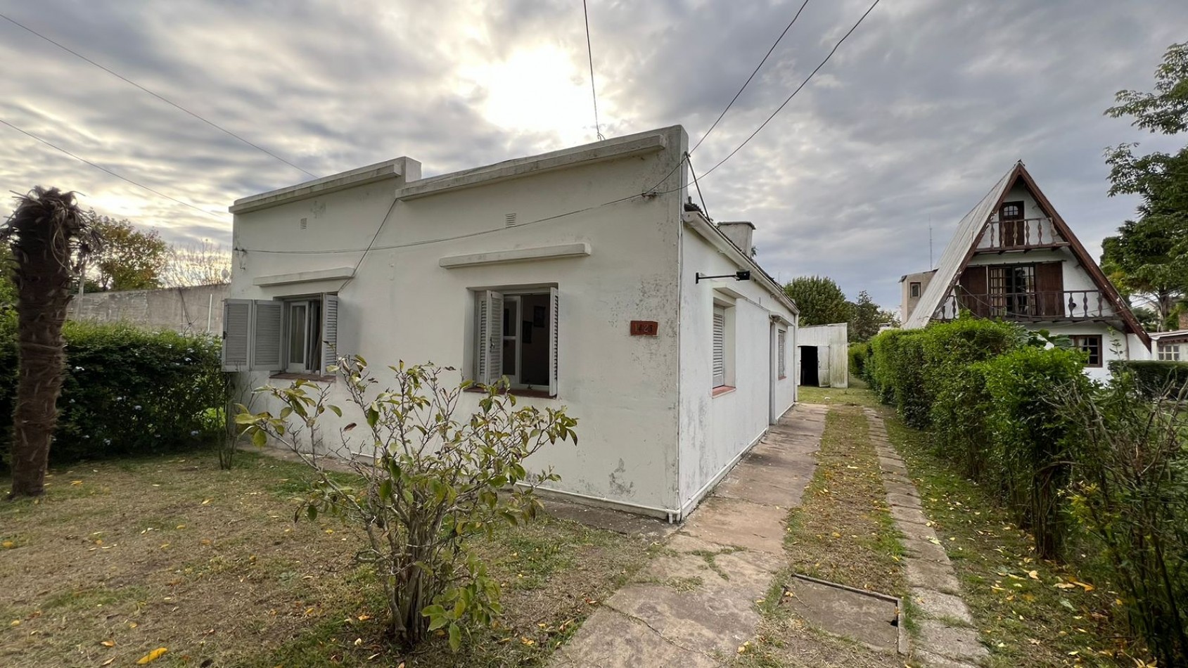 Casa 2 Dorms En Veronica Lote 600m² K-1177