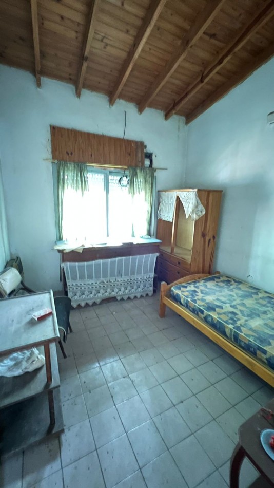 Casa CENTRICA en Veronica 2 Dorm  c/ Cochera K-1168