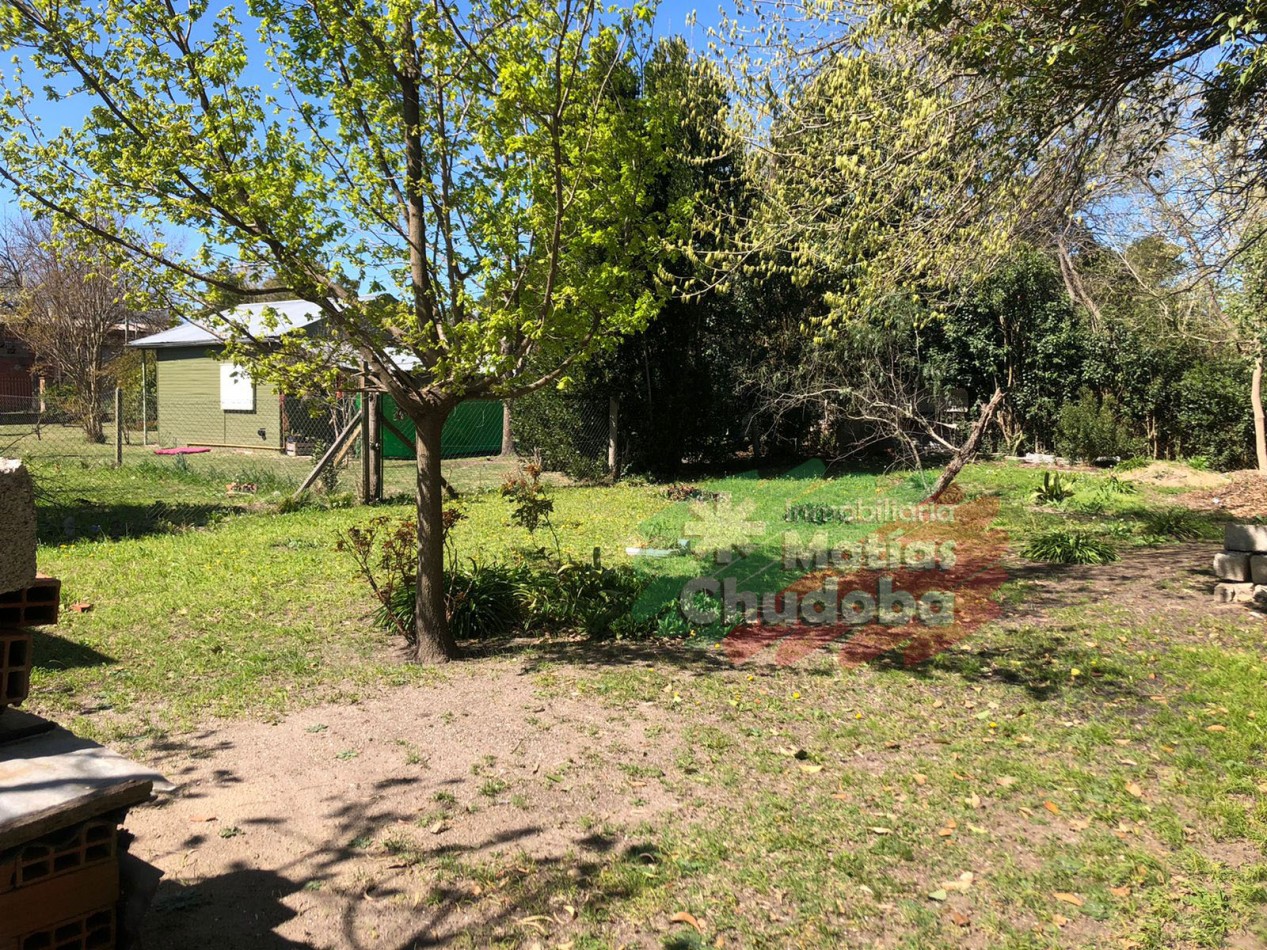 VENTA Casa En Veronica Lote 10 X 60 K-1140
