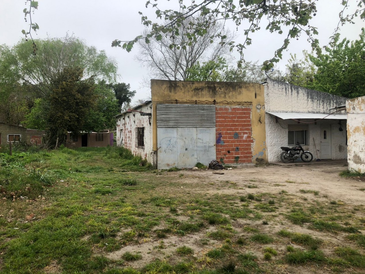 VENTA Punta Indio Local + 3 Deptos + Galpon K-1221