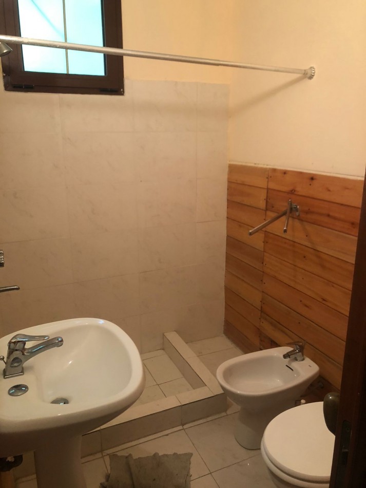VENTA Punta Indio Local + 3 Deptos + Galpon K-1221