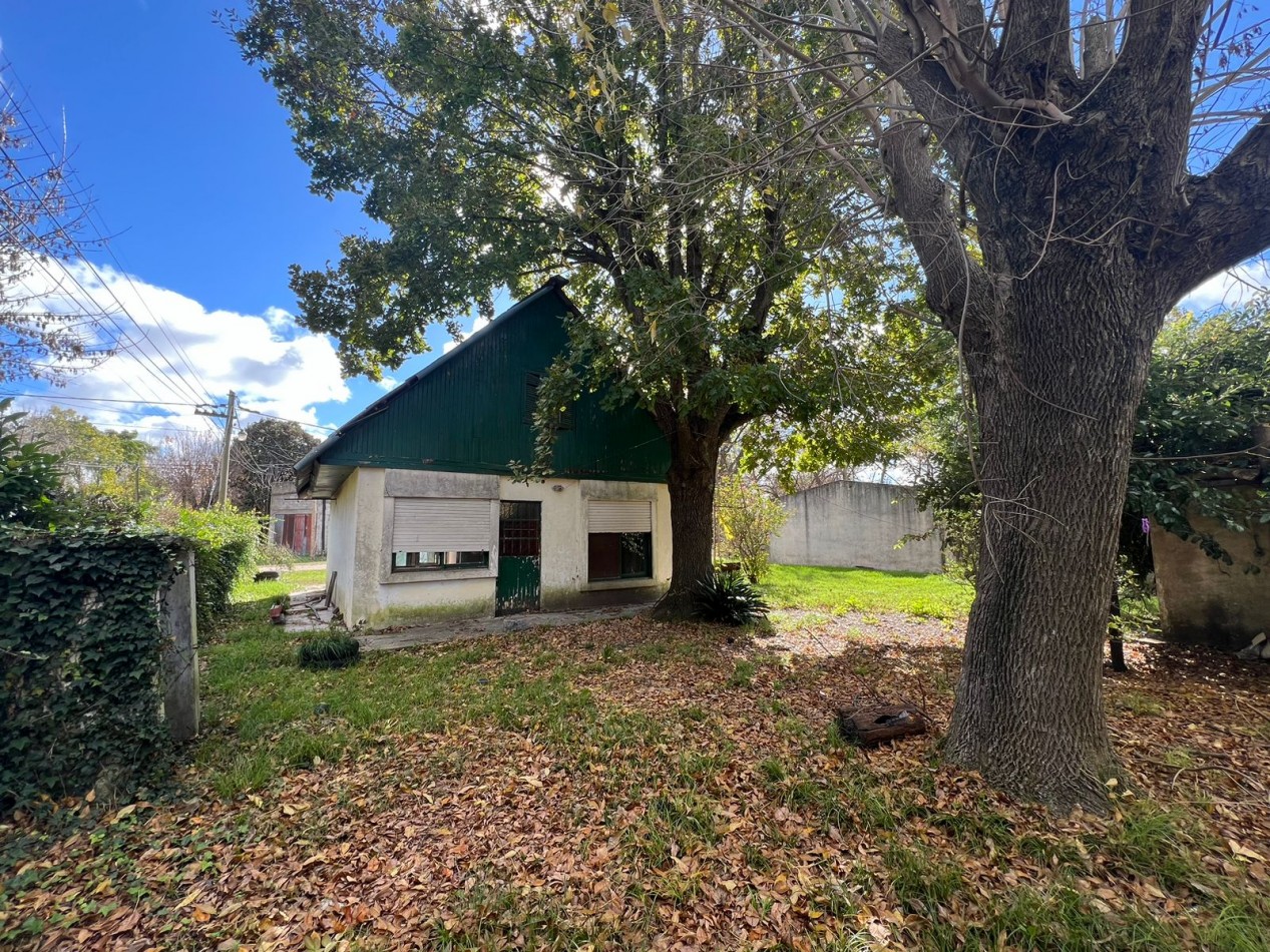 VENTA Retasada - Casa en Veronica sobre 2 lotes K-1188