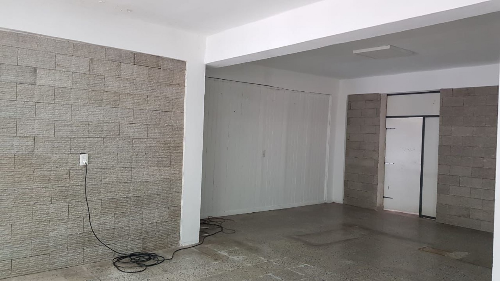 VENTA Local Comercial En Veronica K-1176