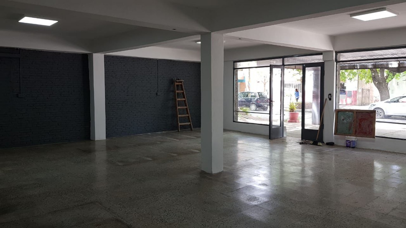 VENTA Local Comercial En Veronica K-1176