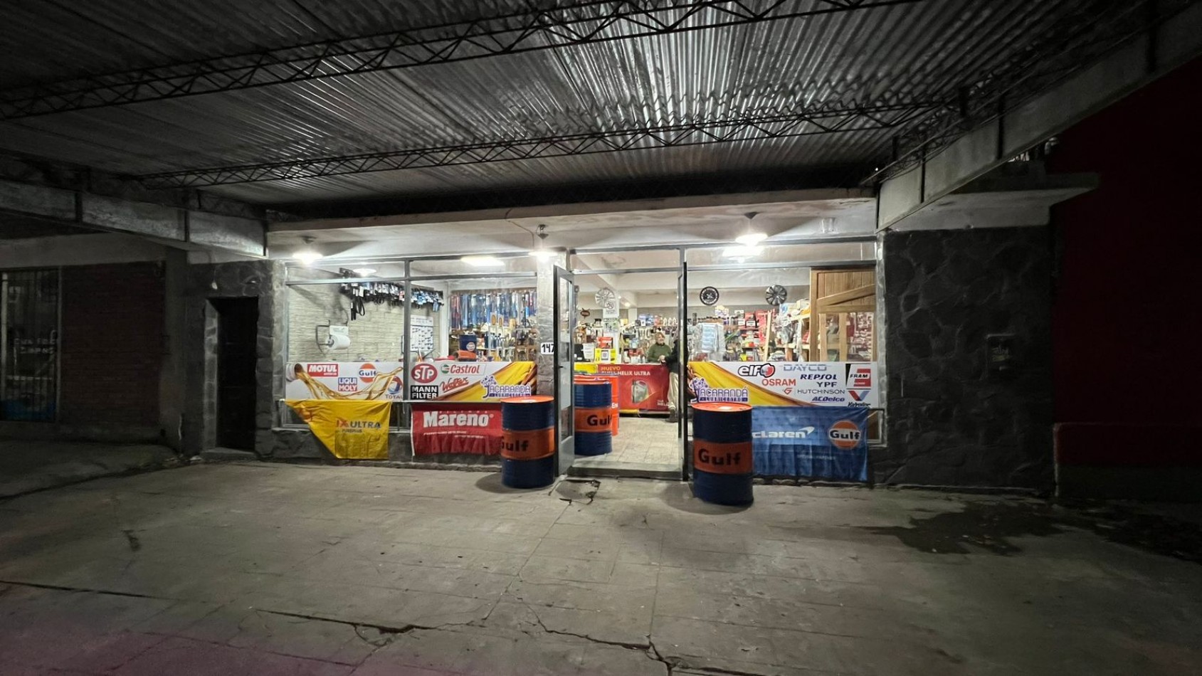 VENTA Local Comercial En Veronica K-1176