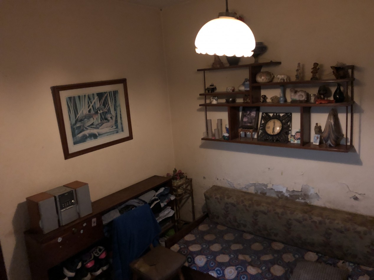 VENTA CASA CON LOCAL en Veronica K-1082