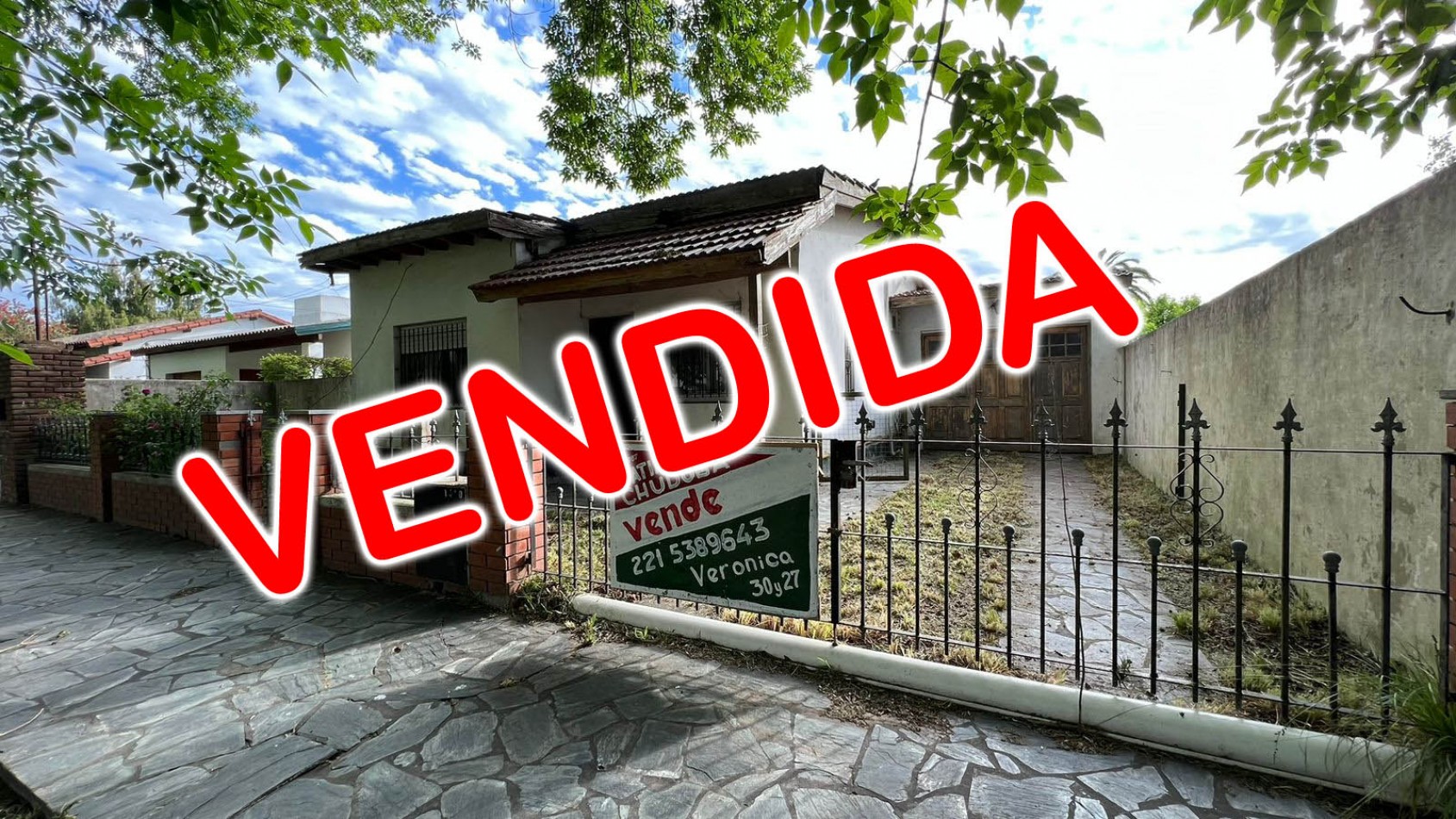 Casa CENTRICA en Veronica 2 Dorm  c/ Cochera K-1168