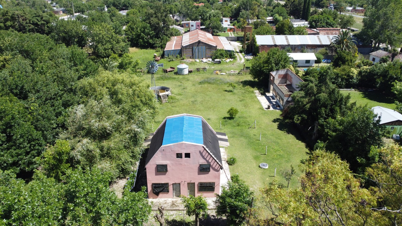 CASA QUINTA - VENTA - EN VERONICA K-1171