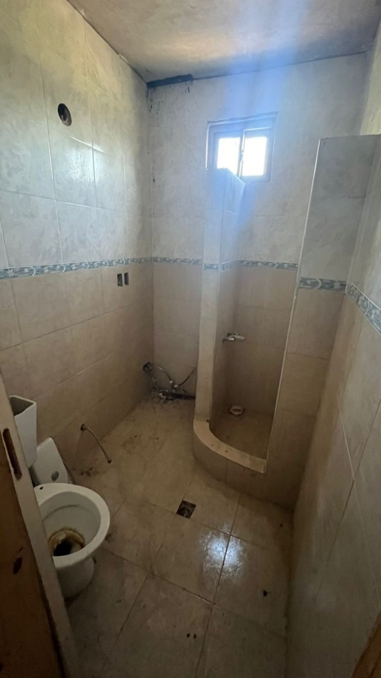 CASA QUINTA - VENTA - EN VERONICA K-1171