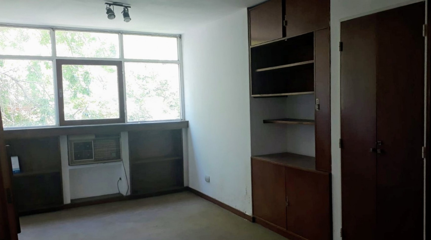 OFICINA - VENTA - LA PLATA ZONA TRIBUNALES