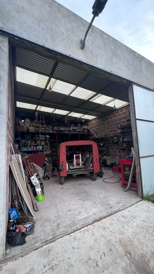  Casa + depto + galpon - VENTA - Punta del Indio K-1198