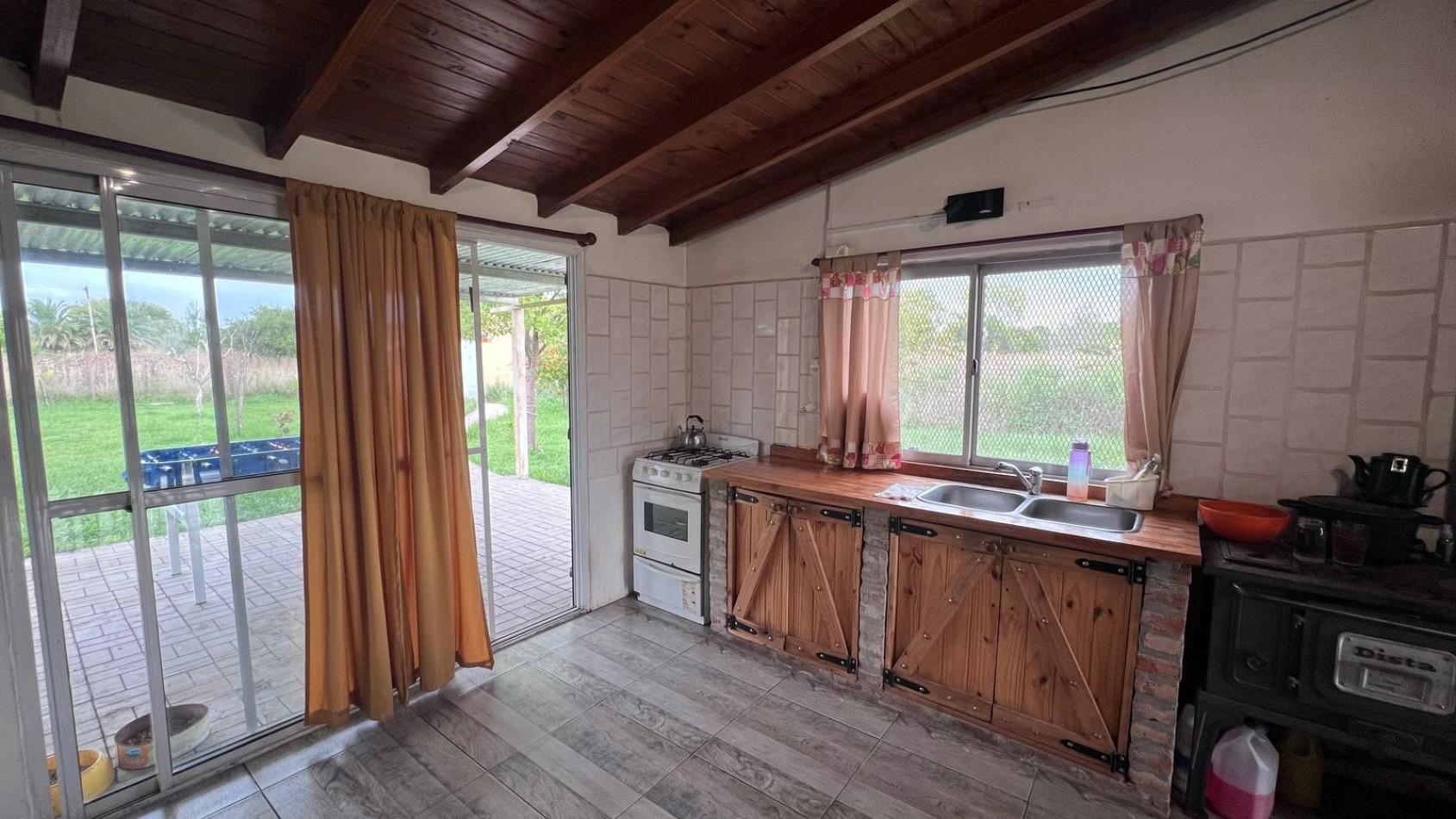  Casa + depto + galpon - VENTA - Punta del Indio K-1198