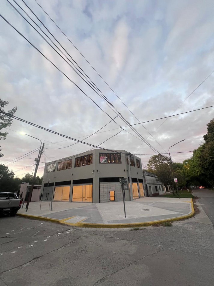VENDE LOCAL A ESTRENAR 70M²