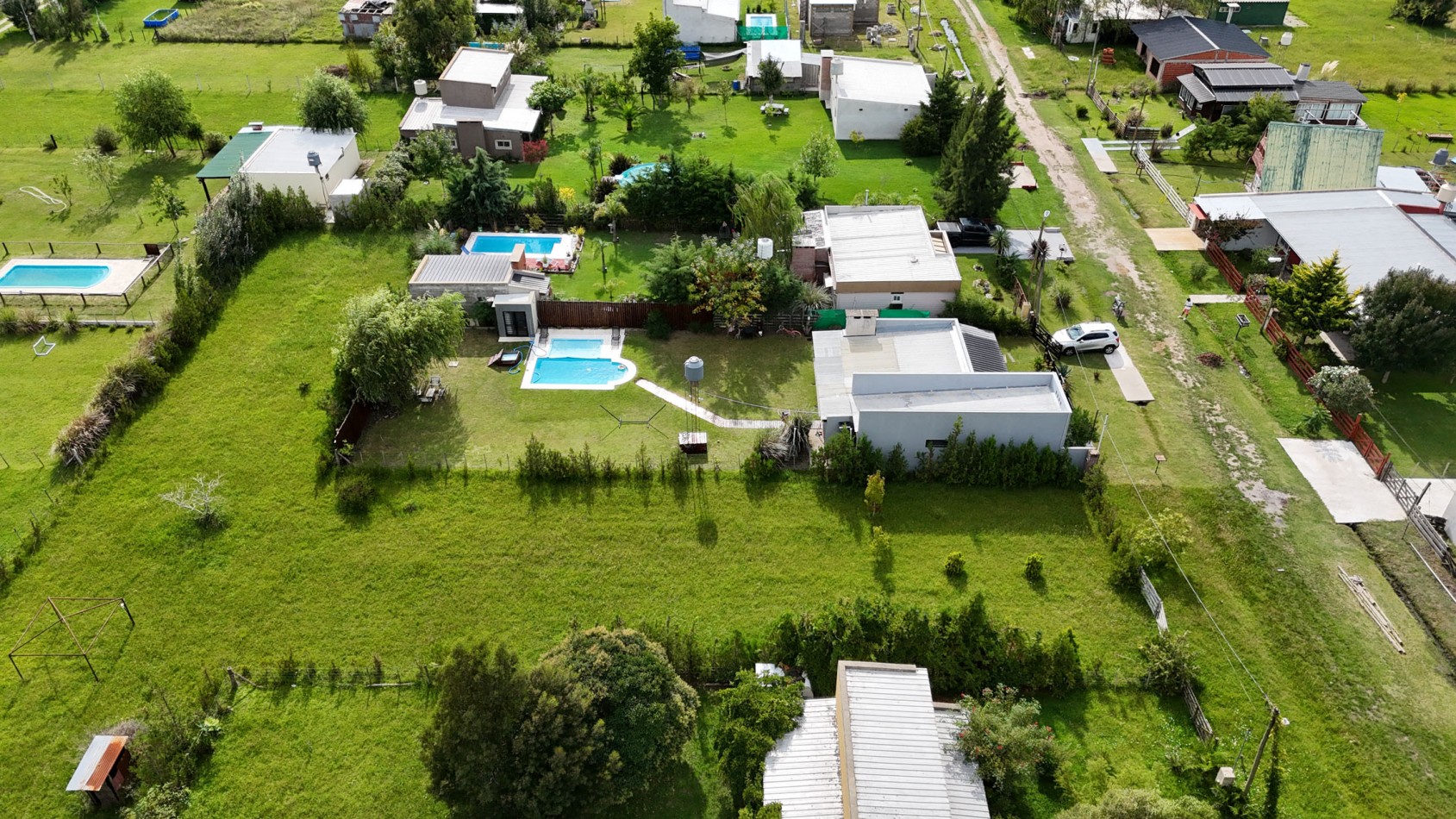 VENTA CASA VERONICA CON PISCINA K-1203
