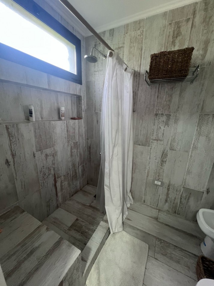 VENTA CASA VERONICA CON PISCINA K-1203
