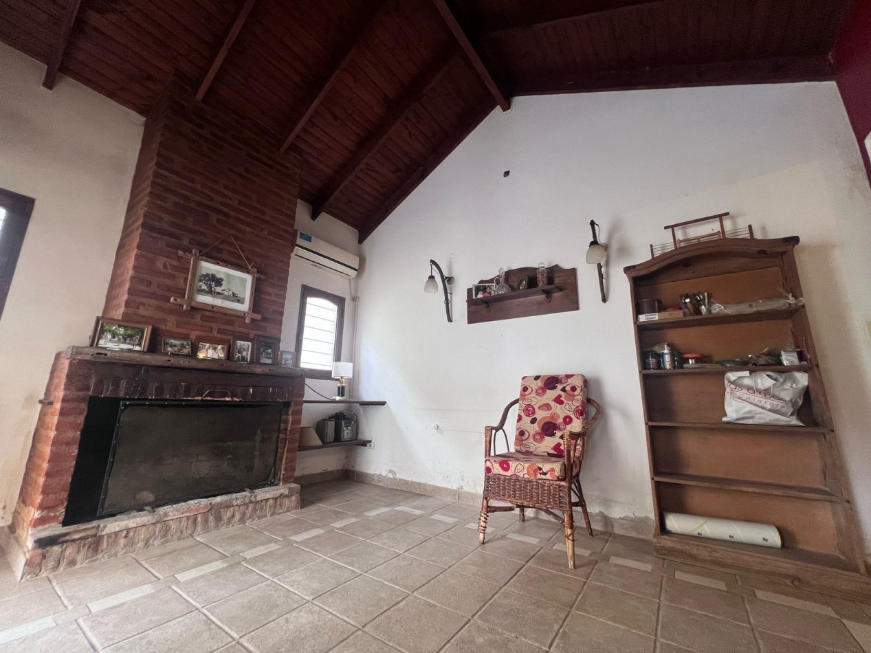 VENDE CASA VERONICA CENTRO K-1204