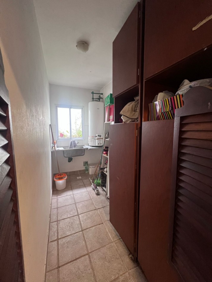 VENDE CASA VERONICA CENTRO K-1204