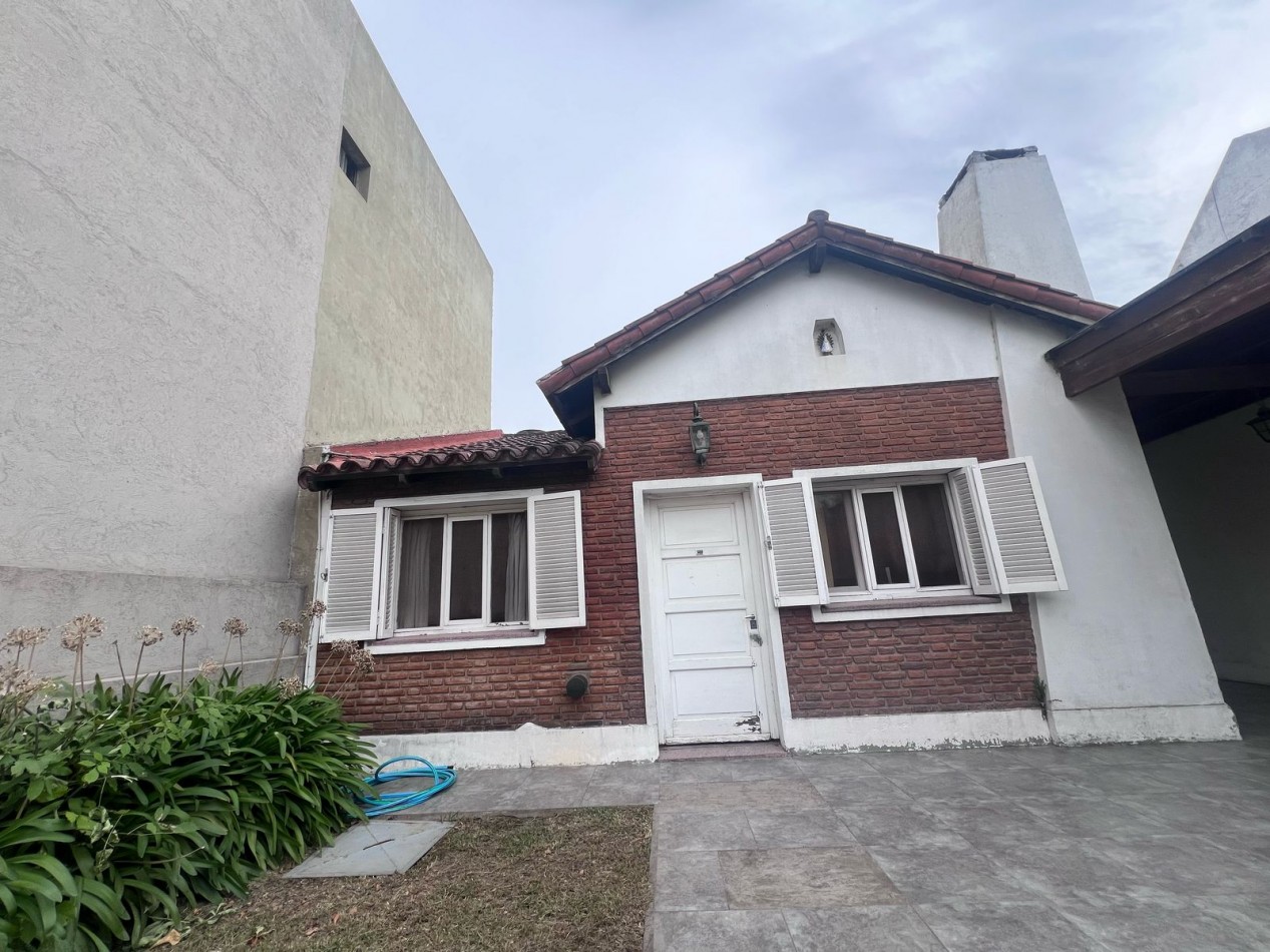 VENDE CASA VERONICA CENTRO K-1204