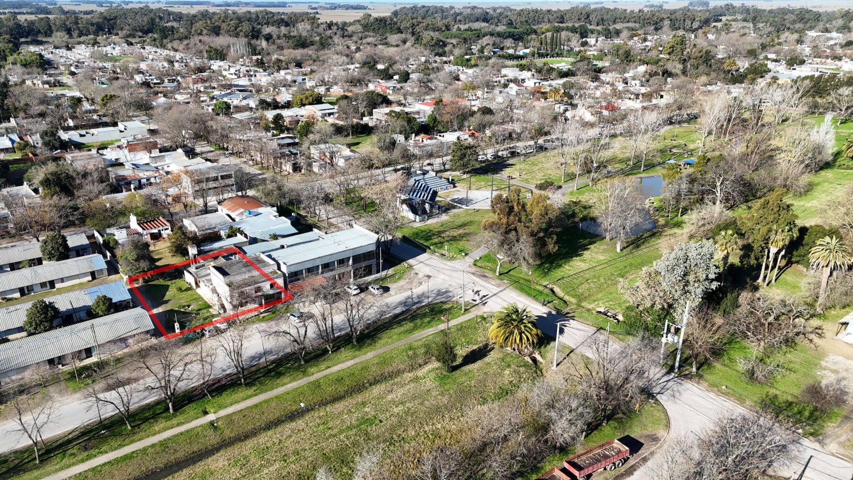 VENDE LOTE C/ CONTRUCCION VERONICA PUNTA INDIO T-805