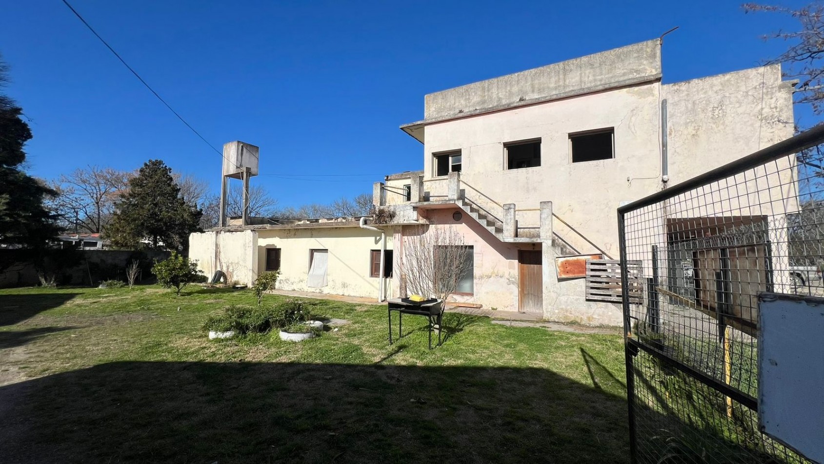 VENDE LOTE C/ CONTRUCCION VERONICA PUNTA INDIO T-805