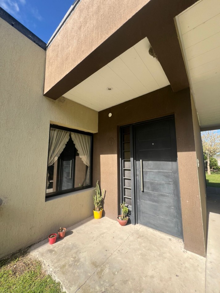 VENTA CASA 2 DORM APTA BANCO - VERONICA K-1213