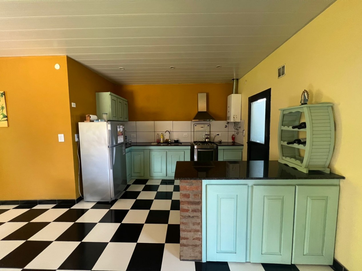 VENTA CASA 2 DORM APTA BANCO - VERONICA K-1213