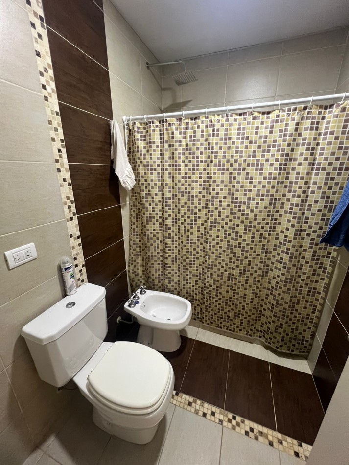 VENTA CASA 2 DORM APTA BANCO - VERONICA K-1213