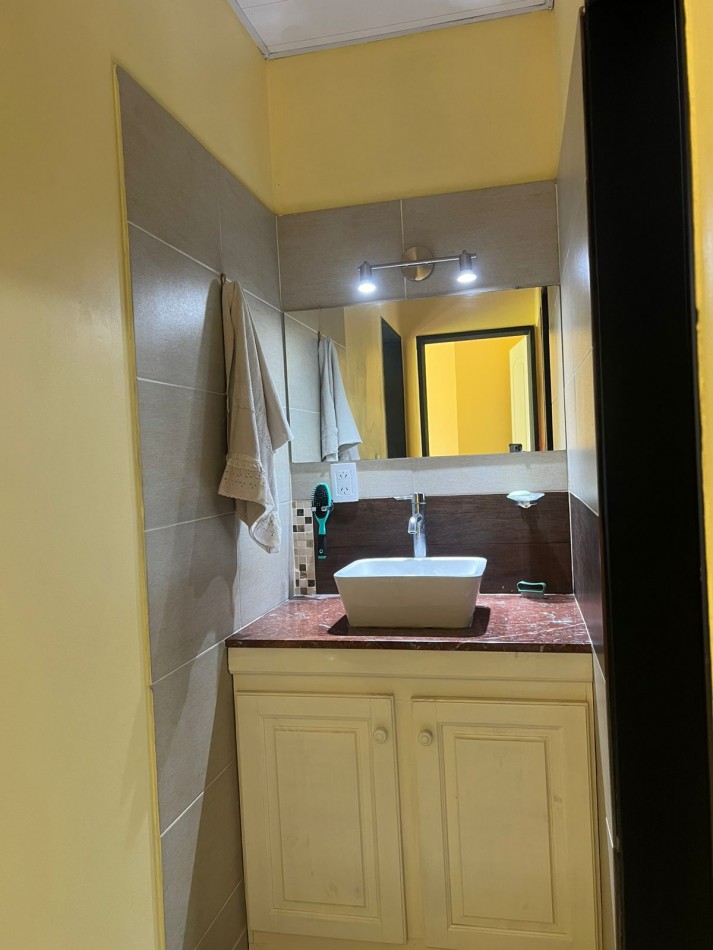 VENTA CASA 2 DORM APTA BANCO - VERONICA K-1213