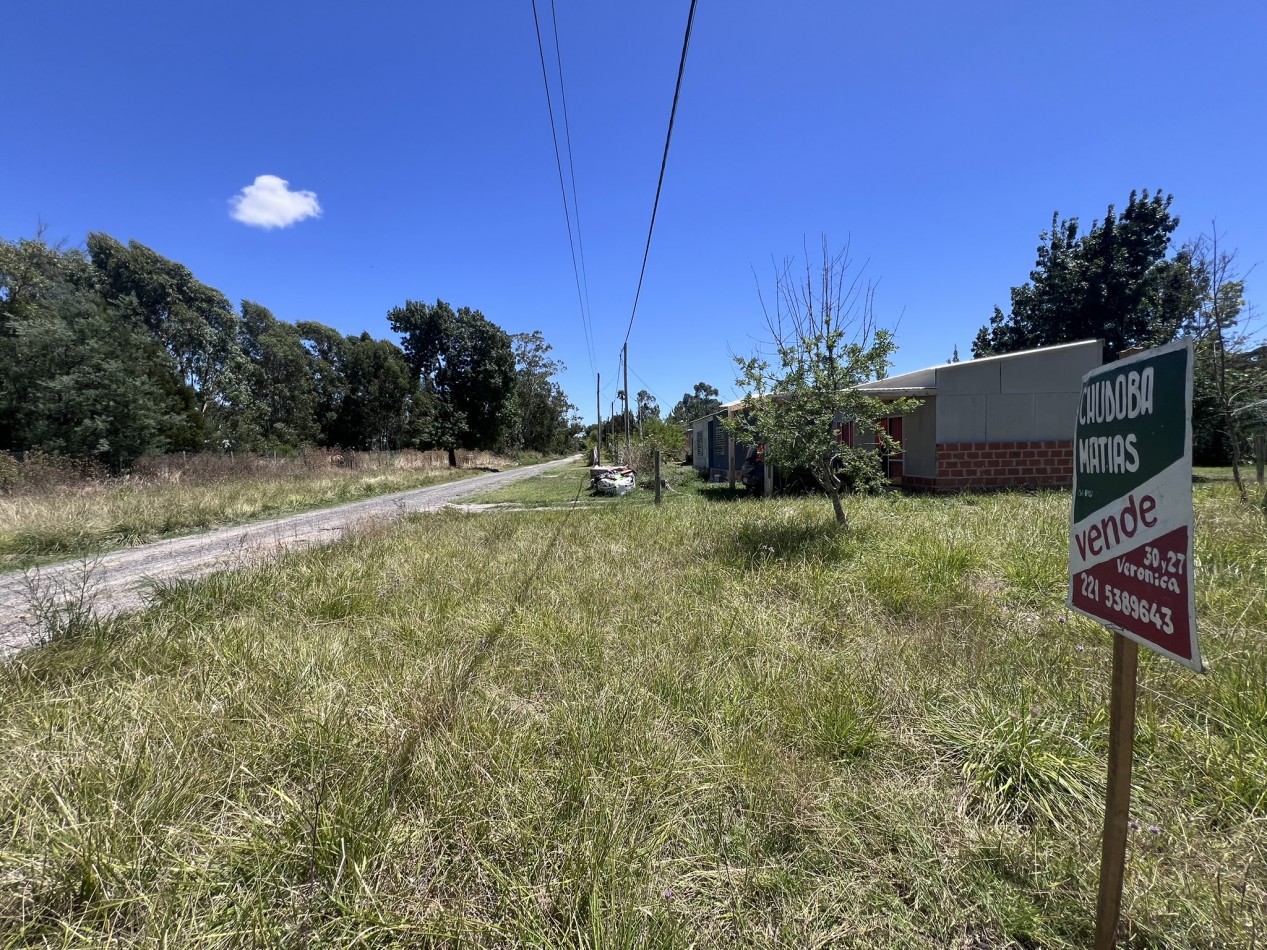 VENDE LOTE VERONICA 1200M² T-811