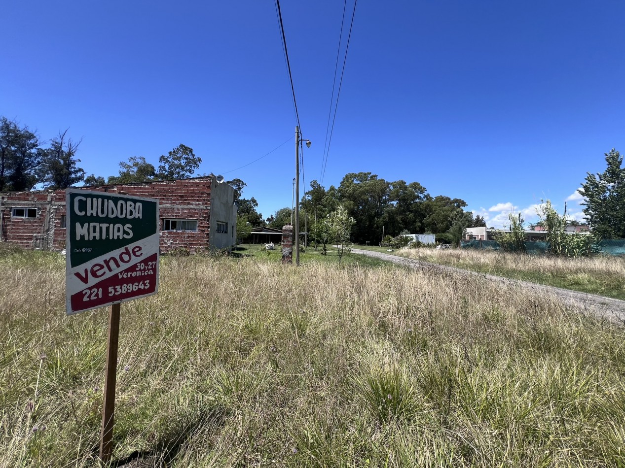 VENDE LOTE VERONICA 1200M² T-811