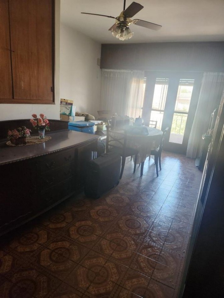 VENTA CASA + LOCAL - WILDE K-1221