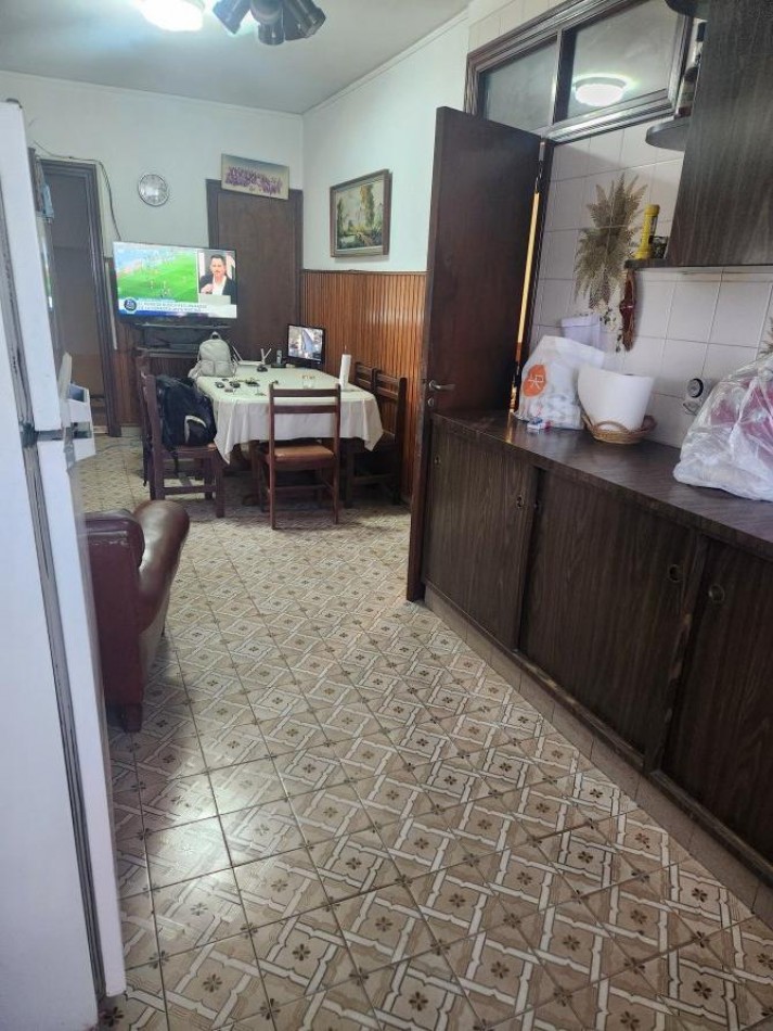 VENTA CASA + LOCAL - WILDE K-1221