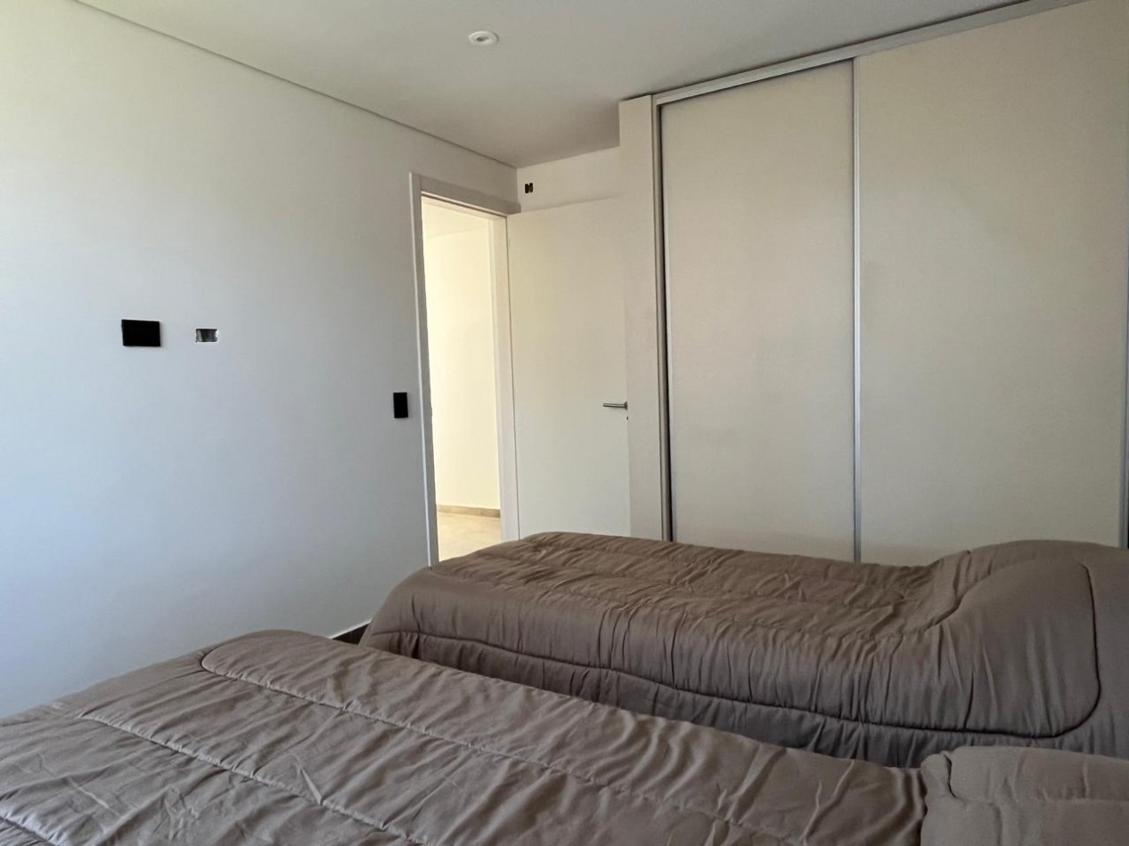 VENTA CASA PINAMAR BARRIO PIONEROS A ESTRENAR