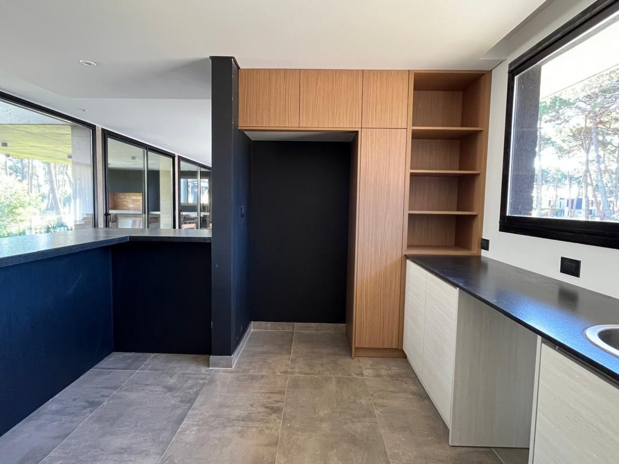 VENTA CASA PINAMAR BARRIO PIONEROS A ESTRENAR