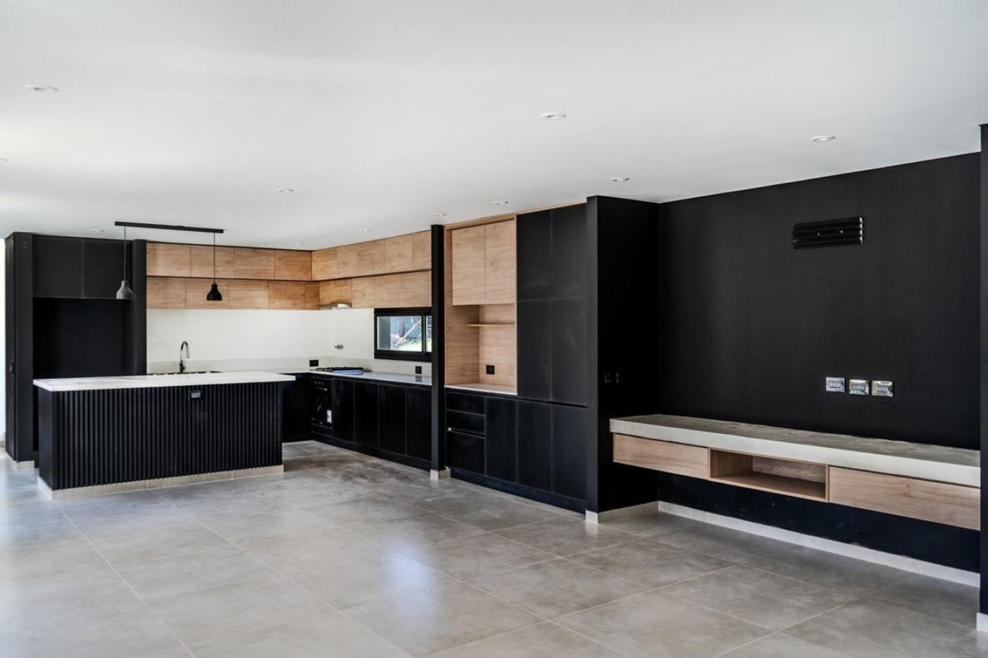 VENTA CASA PINAMAR - PIONEROS