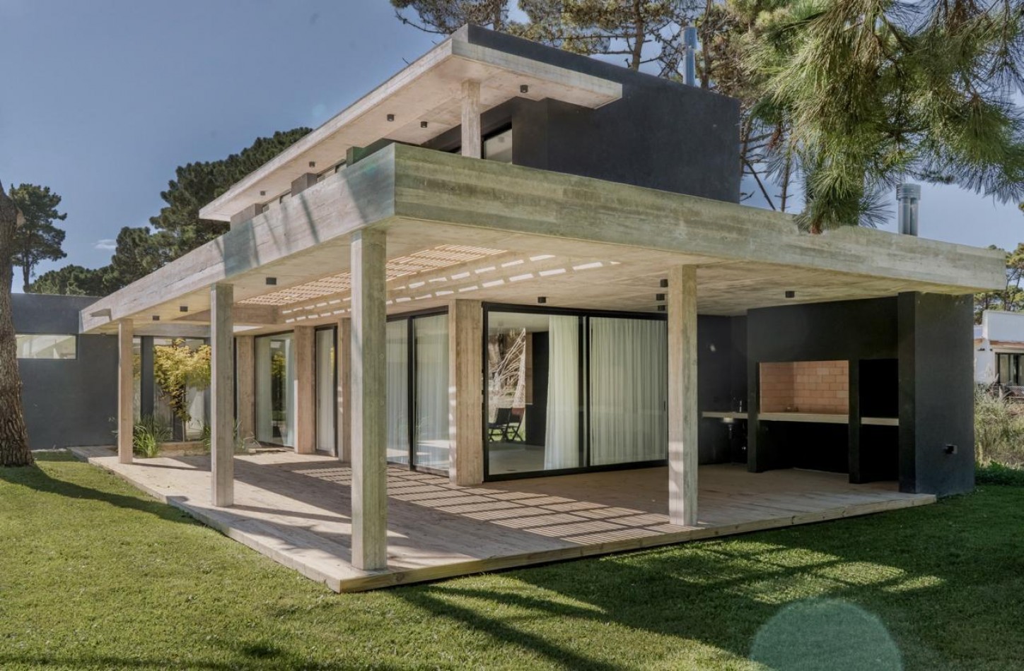 VENTA CASA PINAMAR - PIONEROS