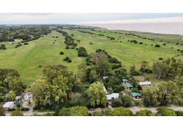 VENTA  CASA EN PUNTA INDIO LOTE 1315m²