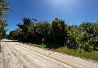 VENTA Lote 1.900 m² en Punta Del Indio T-765