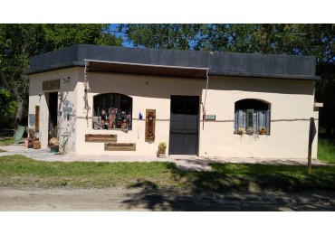 VENTA Casa Esquina Punta Indio K-1101