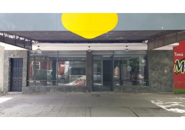 VENTA Local Comercial En Veronica K-1176