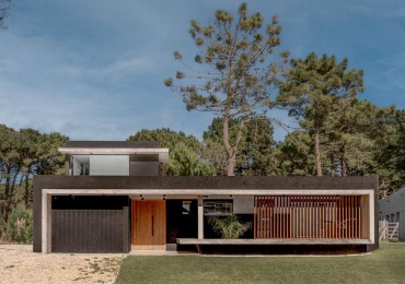 VENTA CASA PINAMAR - PIONEROS